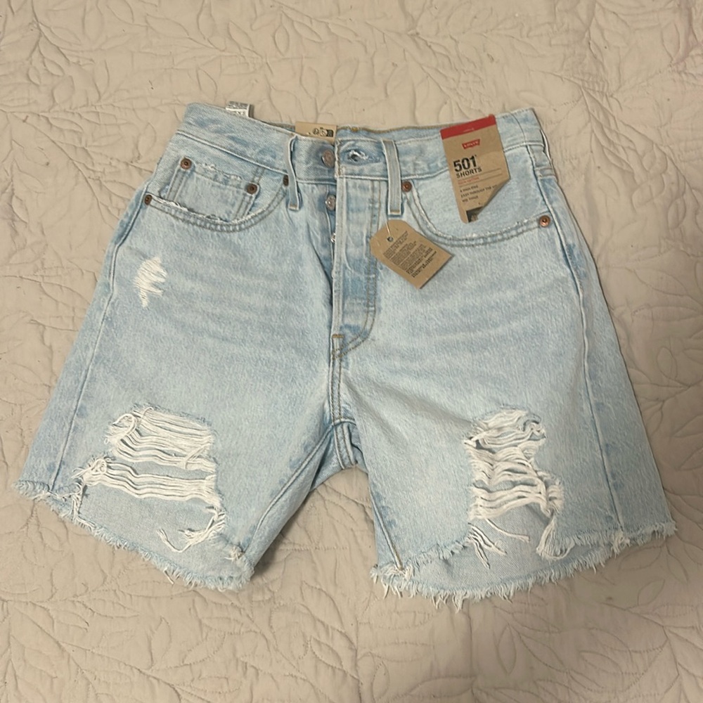 NWT Levi’s 501 Shorts